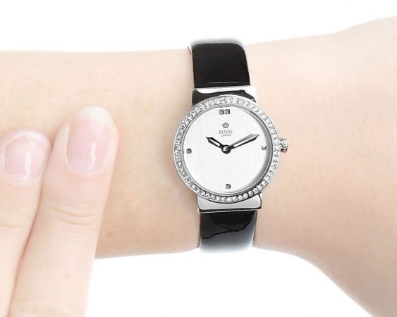 Какого бренда выбрать женские часы?