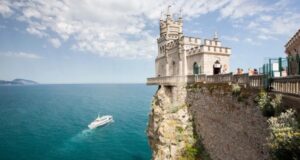 v krymu prodlili vysokij uroven terroristicheskoj opasnosti df38144