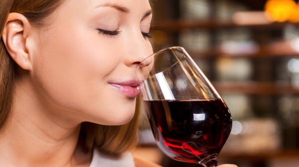 Безалкогольное красное вино имеет те же полезные эффекты, что и «спиртовое»