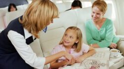 Полеты с детьми на самолете: проблема укачивания и заложенности ушей