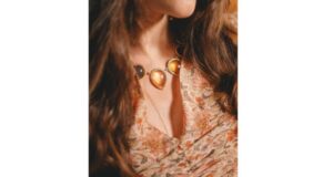 kakie osnovnye oshibki dopuskajutsja v uhode za zonoj dekolte a8857ca