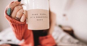 kofejnyj manikjur dlja aktualnogo obraza 4 trendovye idei 9e61e20