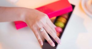 drazhe i zhele na nogtjah tri krutyh varianta manikjura k nachalu zimy be2d6d3